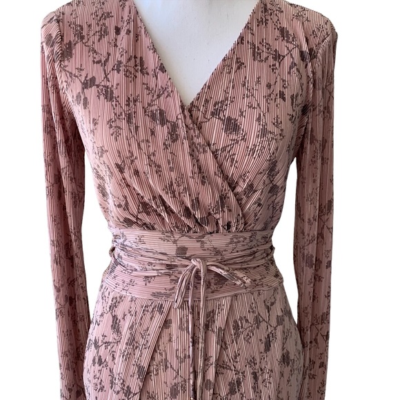 RACHEL ROY SILVIA PINK PLEATED FAUX WRAP MIDI DRESS NWT - Picture 4 of 16